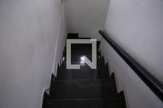 Escada de casa à venda com 3 quartos, 130m² em Jardim Felicidade (zona Oeste), São Paulo