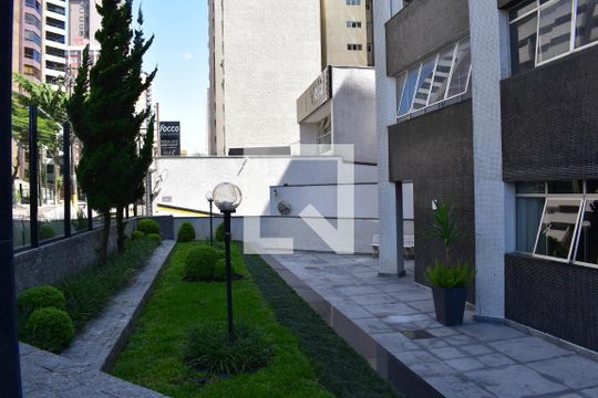 Área comum de apartamento para alugar com 4 quartos, 193m² em Batel, Curitiba