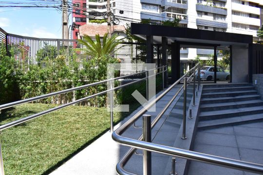 Área comum de apartamento para alugar com 4 quartos, 193m² em Batel, Curitiba