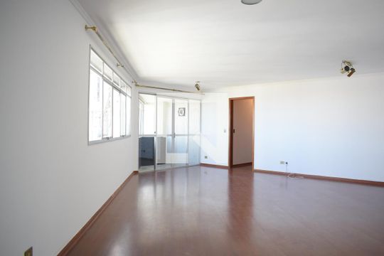 Apartamento para alugar com 4 quartos, 193m² em Batel, Curitiba