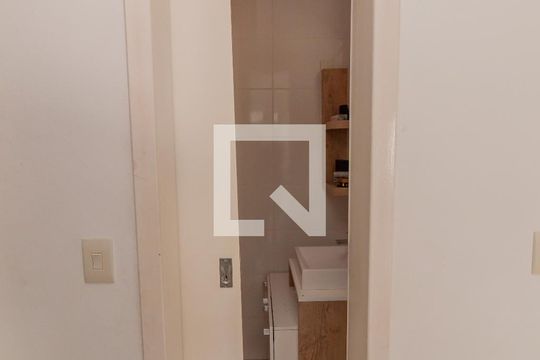 Banheiro 1 de casa à venda com 3 quartos, 90m² em Canudos, Novo Hamburgo