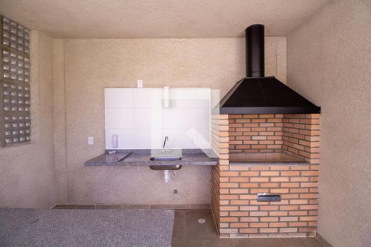 Área comum - Churrasqueira de apartamento para alugar com 2 quartos, 41m² em Vila California, São Paulo