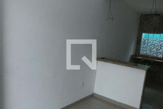 Sala/Cozinha de casa para alugar com 2 quartos, 50m² em Cerâmica, Nova Iguaçu