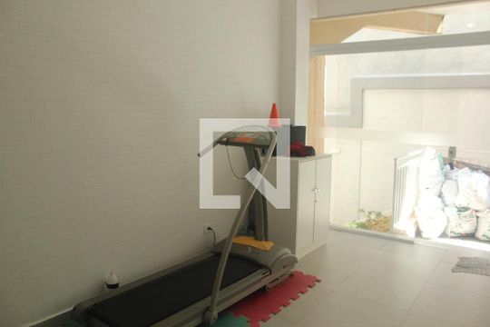 Área comum - Academia de casa de condomínio para alugar com 2 quartos, 58m² em Jardim Cidália, São Paulo