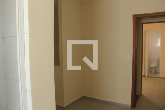 Suíte 1 de casa de condomínio para alugar com 2 quartos, 58m² em Jardim Cidália, São Paulo