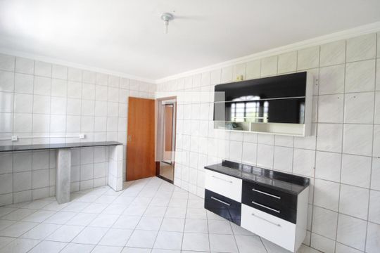 Cozinha de apartamento para alugar com 3 quartos, 82m² em Patrimônio, Uberlândia