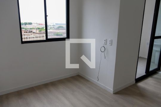 Quarto 1 de kitnet/studio para alugar com 1 quarto, 29m² em Bonfim, Osasco