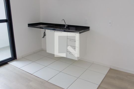 Cozinha de kitnet/studio para alugar com 1 quarto, 29m² em Bonfim, Osasco