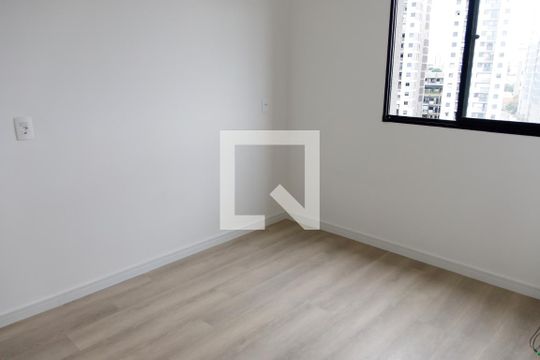 Quarto 1 de kitnet/studio para alugar com 1 quarto, 29m² em Bonfim, Osasco