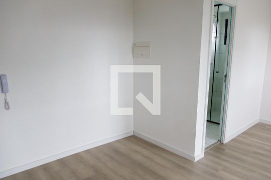 sala de kitnet/studio para alugar com 1 quarto, 29m² em Bonfim, Osasco