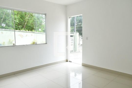 Casa de Condomínio para alugar com 2 quartos, 106m² em Campo Grande, Rio de Janeiro
