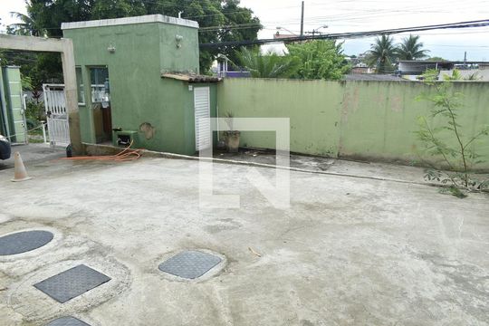Garagem de casa de condomínio para alugar com 2 quartos, 106m² em Campo Grande, Rio de Janeiro