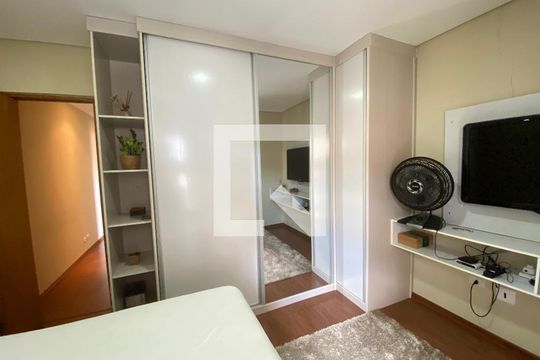 Quarto 1 de casa à venda com 4 quartos, 150m² em Vila Gustavo, São Paulo