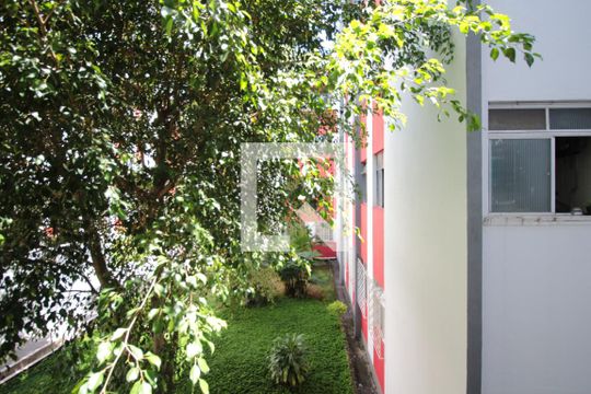 Vista do Quarto 3 de apartamento para alugar com 3 quartos, 76m² em Venda Nova, Belo Horizonte