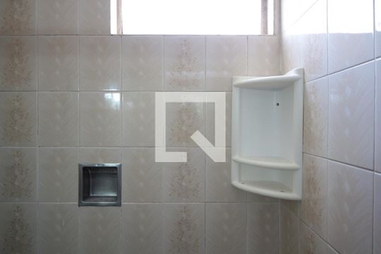 Banheiro Social de apartamento para alugar com 3 quartos, 76m² em Venda Nova, Belo Horizonte