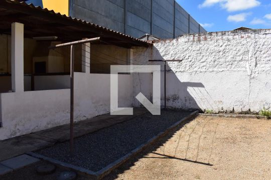 Área comum - Varal de apartamento para alugar com 2 quartos, 46m² em Sítio Cercado, Curitiba