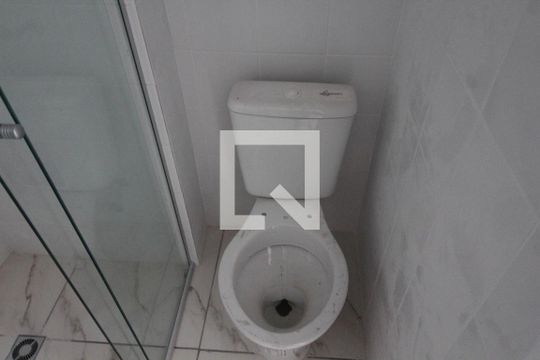 Banheiro de kitnet/studio para alugar com 1 quarto, 27m² em Vila Prudente, São Paulo