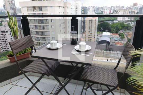 Varanda de apartamento à venda com 2 quartos, 99m² em Moema, São Paulo