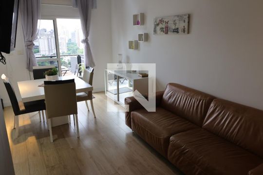 Apartamento à venda com 2 quartos, 99m² em Moema, São Paulo