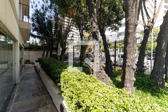 Área Verde  de apartamento à venda com 2 quartos, 262m² em Aclimação, São Paulo
