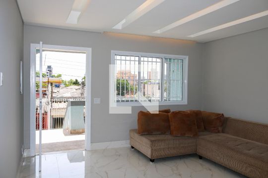 Casa à venda com 3 quartos, 272m² em Santa Maria, Santo André