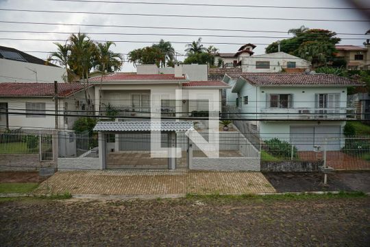 Vista  de casa de condomínio à venda com 3 quartos, 169m² em Boa Vista, Novo Hamburgo