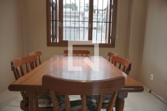 Cozinha  de casa de condomínio à venda com 3 quartos, 169m² em Boa Vista, Novo Hamburgo