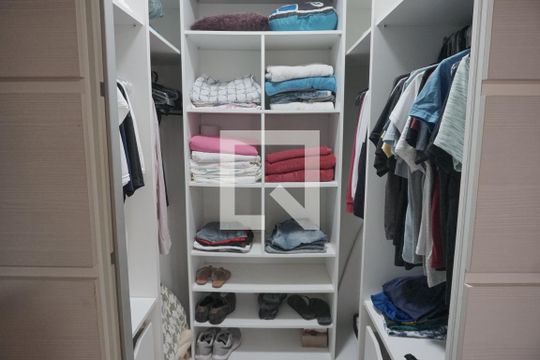 Quarto de casa de condomínio à venda com 3 quartos, 169m² em Boa Vista, Novo Hamburgo