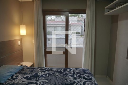 Quarto de casa de condomínio à venda com 3 quartos, 169m² em Boa Vista, Novo Hamburgo