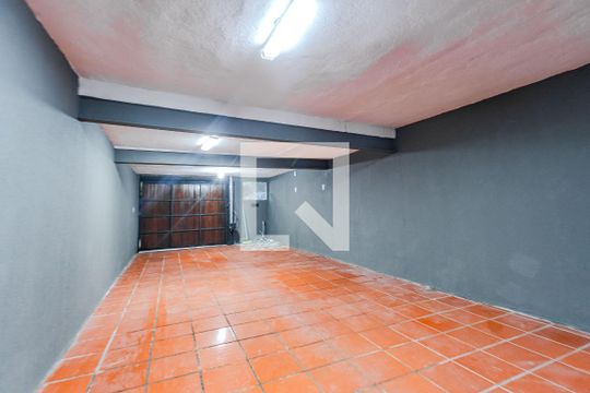 Garagem de casa à venda com 4 quartos, 250m² em Tristeza, Porto Alegre