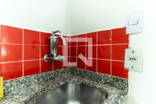 Cozinha - Torneira de kitnet/studio para alugar com 1 quarto, 28m² em Vila Buarque, São Paulo