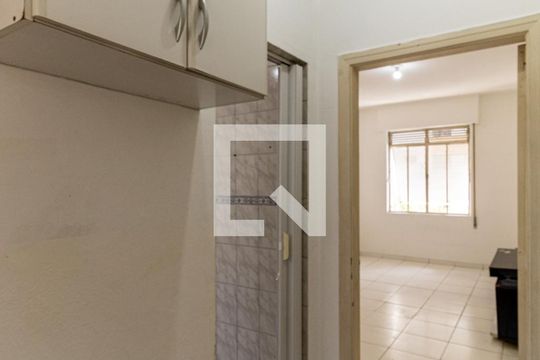 Cozinha de kitnet/studio para alugar com 1 quarto, 28m² em Vila Buarque, São Paulo