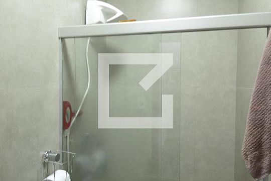 Banheiro de casa de condomínio à venda com 2 quartos, 120m² em Ipiranga, São Paulo