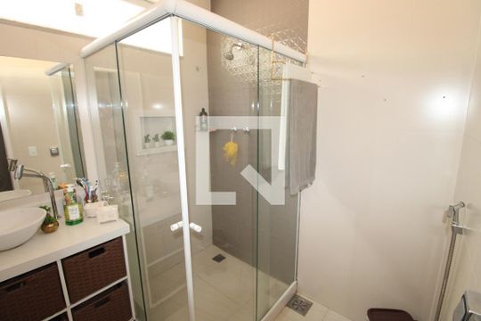 Banheiro Social de apartamento à venda com 3 quartos, 122m² em Méier, Rio de Janeiro