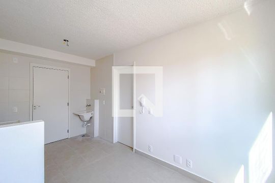 Sala de apartamento à venda com 1 quarto, 26m² em Vila Claudia, São Paulo
