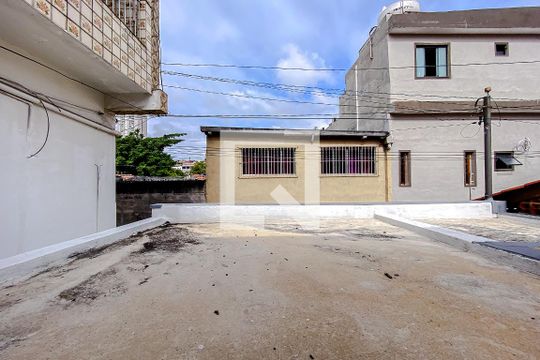 Vista do Quarto 1 de casa à venda com 1 quarto, 120m² em Vila Leme, São Paulo