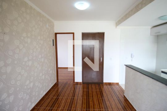 Sala de apartamento à venda com 3 quartos, 54m² em Vila Santa Teresinha, São Paulo