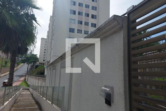 Fachada de apartamento à venda com 2 quartos, 48m² em Cabral, Contagem