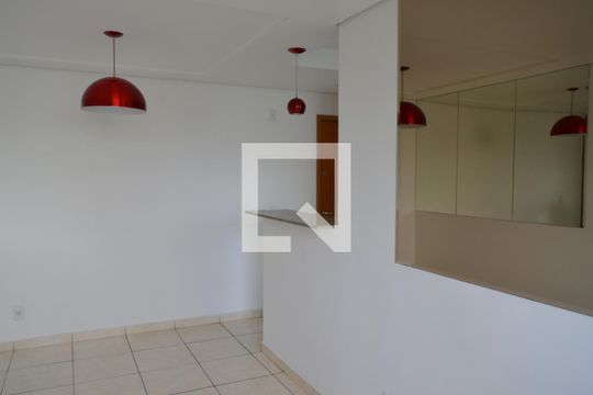 Sala de apartamento à venda com 2 quartos, 48m² em Cabral, Contagem