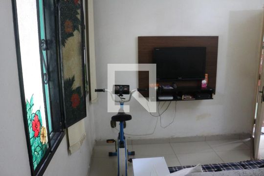 Sala de casa à venda com 2 quartos, 91m² em Campestre, Santo André