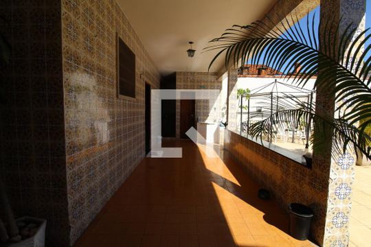 Varanda dos fundos de casa à venda com 2 quartos, 237m² em Anil, Rio de Janeiro
