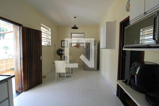 Cozinha de casa à venda com 2 quartos, 237m² em Anil, Rio de Janeiro