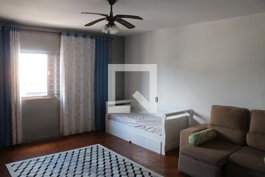 Casa à venda com 2 quartos, 170m² em São José, São Caetano do Sul