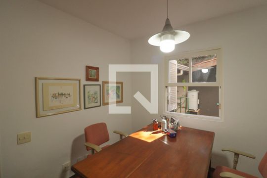 Escritório de casa à venda com 3 quartos, 230m² em Vila das Hortencias, Jundiaí