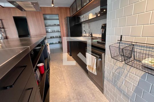 Cozinha - Armários de apartamento à venda com 3 quartos, 162m² em Pinheiros, São Paulo