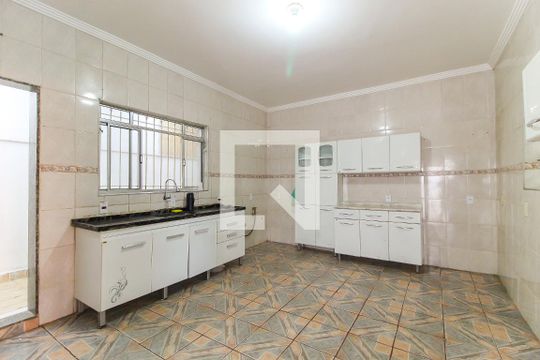Cozinha de casa à venda com 2 quartos, 250m² em Jardim Lajeado, São Paulo