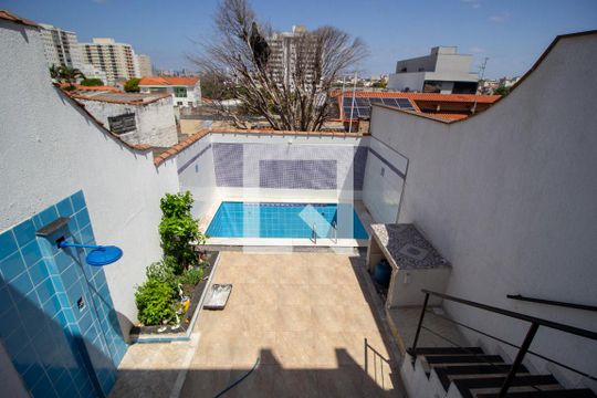 Área Externa de casa para alugar com 3 quartos, 278m² em Vila Jardini, Sorocaba