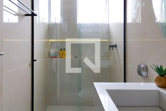 Banheiro social de apartamento à venda com 4 quartos, 165m² em Gávea, Rio de Janeiro
