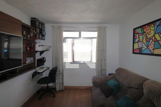 Sala de apartamento para alugar com 2 quartos, 50m² em Lins de Vasconcelos, Rio de Janeiro
