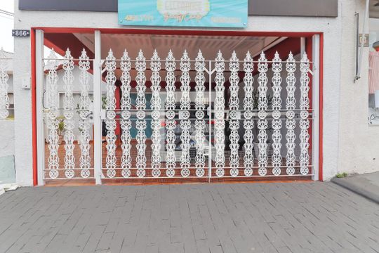 Fachada de casa para alugar com 4 quartos, 130m² em Parque Residencial Eloy Chaves, Jundiaí